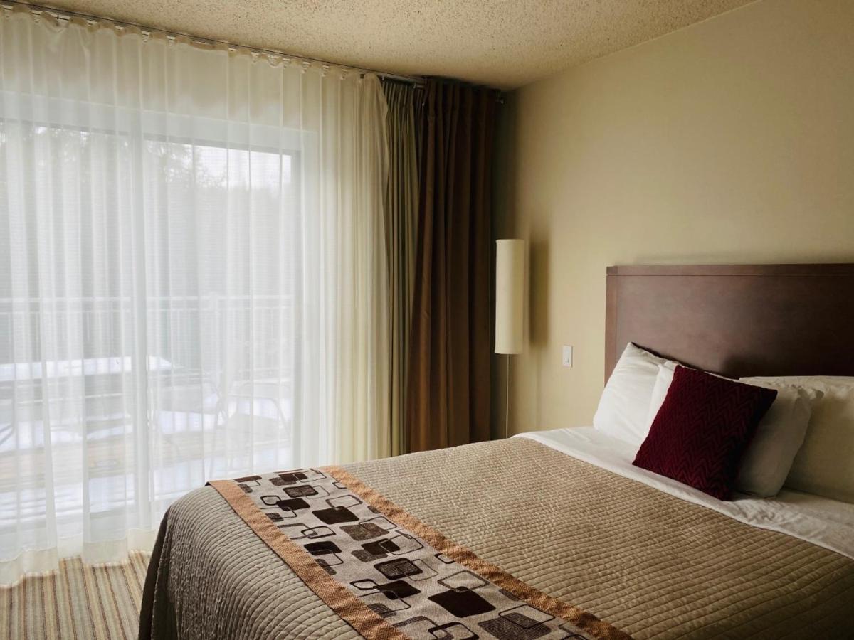 Excelsior Hôtel Spa Sainte-Adèle Esterno foto