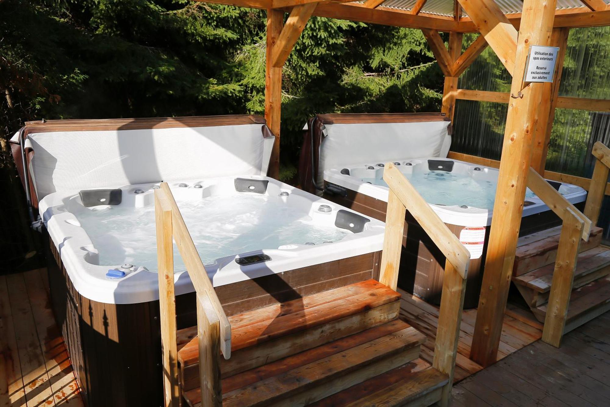 Excelsior Hôtel Spa Sainte-Adèle Esterno foto