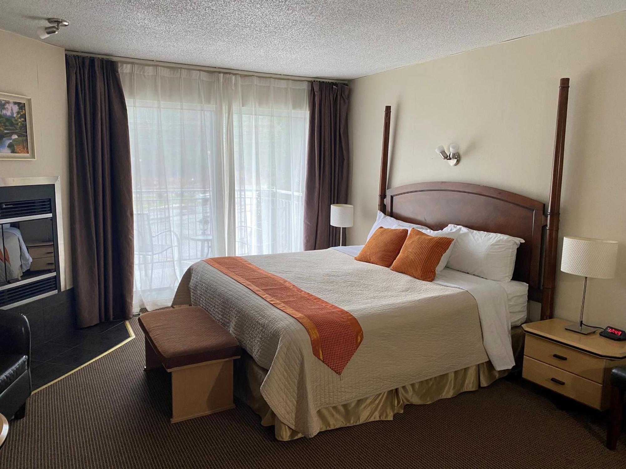 Excelsior Hôtel Spa Sainte-Adèle Esterno foto