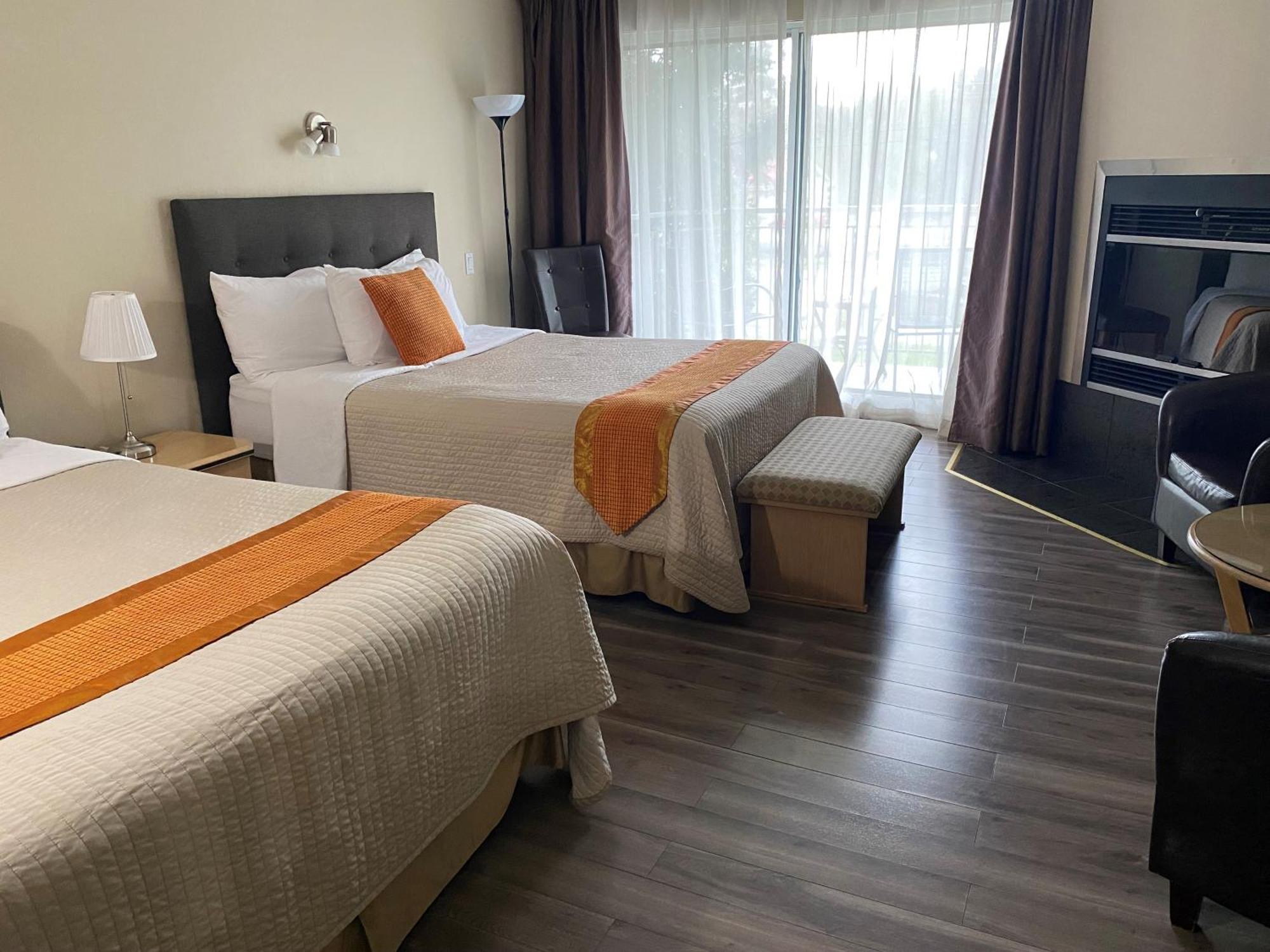 Excelsior Hôtel Spa Sainte-Adèle Esterno foto